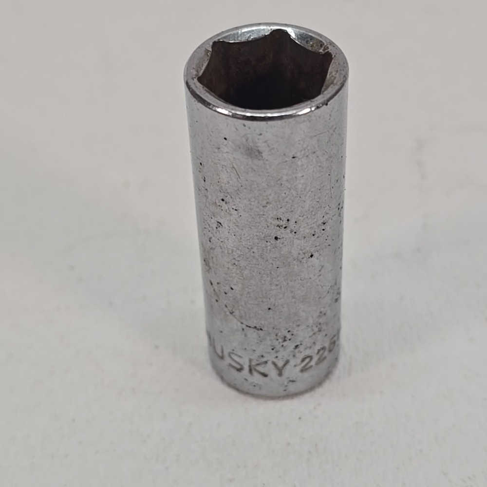 Husky 22614 14 MM Metric 3/8 Drive Deep 6 Point Chrome Socket